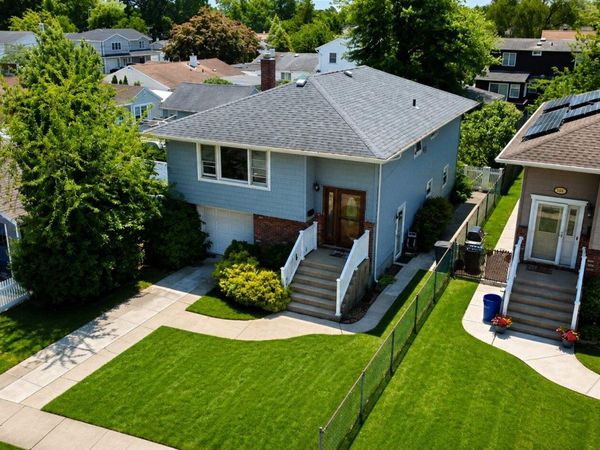 190 Hollywood Avenue, Valley Stream, NY 11581