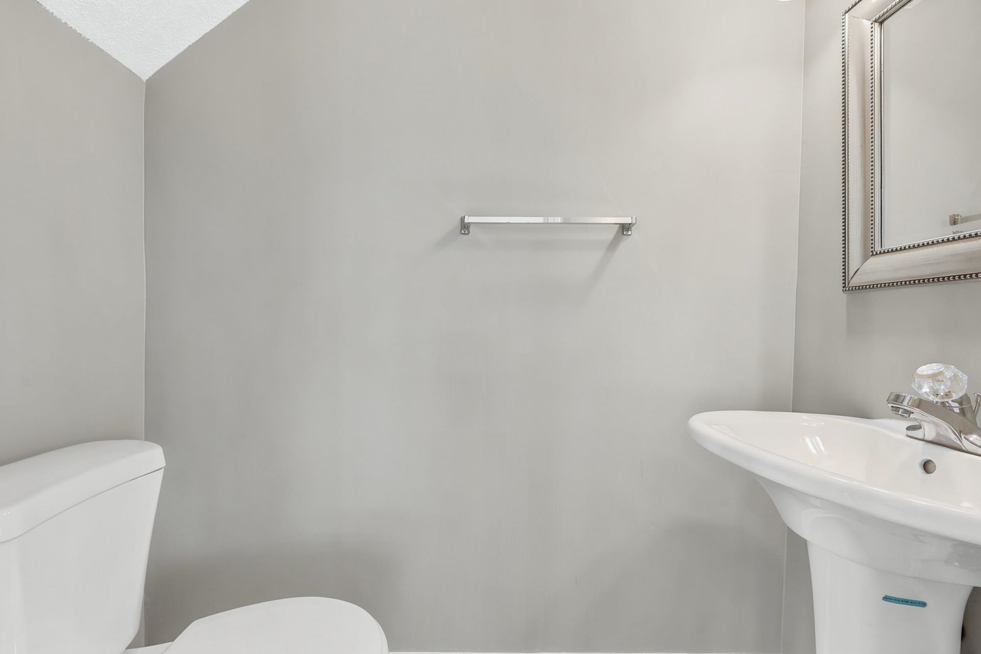 365 Marsh Pl.  Photo 10