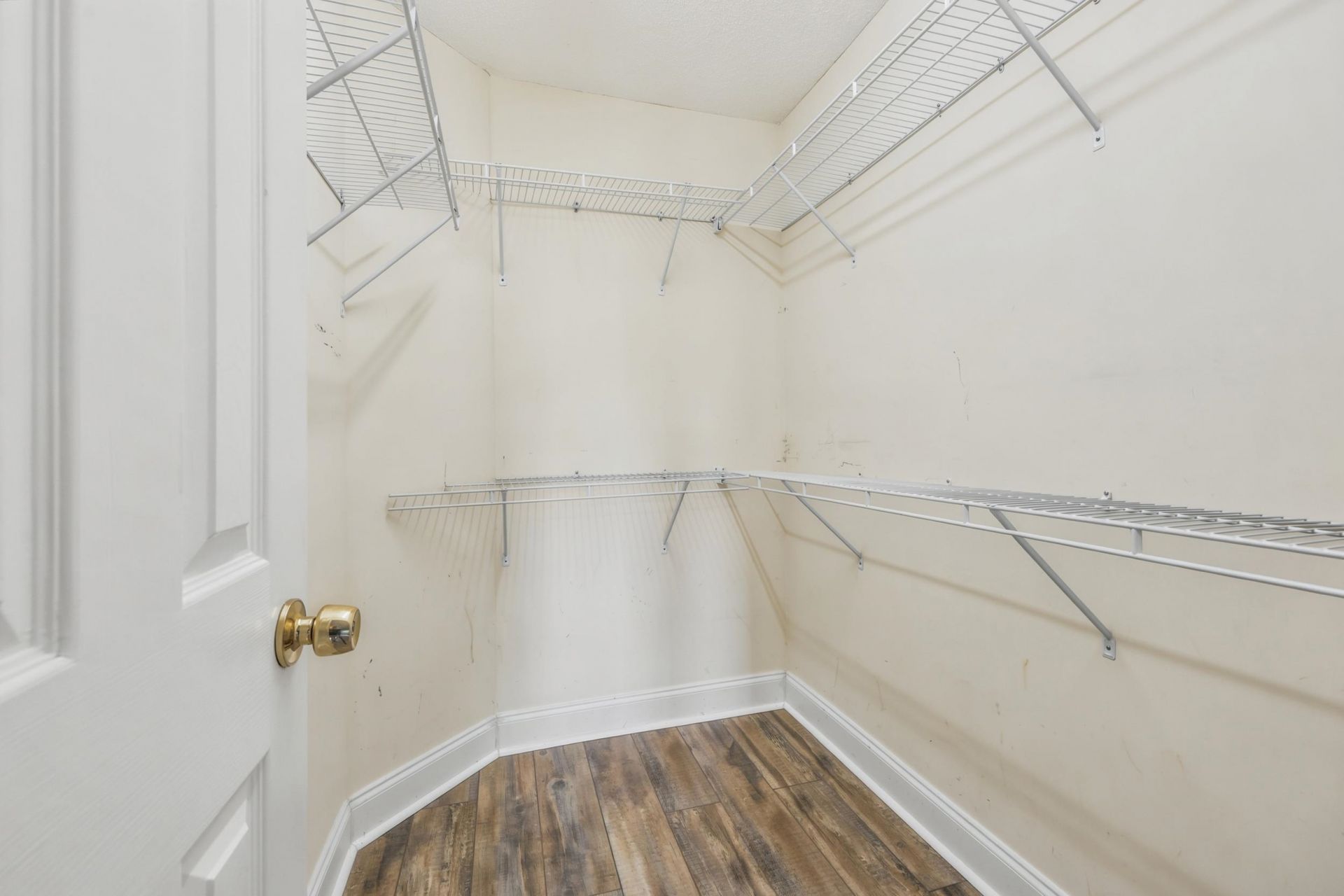 365 Marsh Pl.  Photo 17