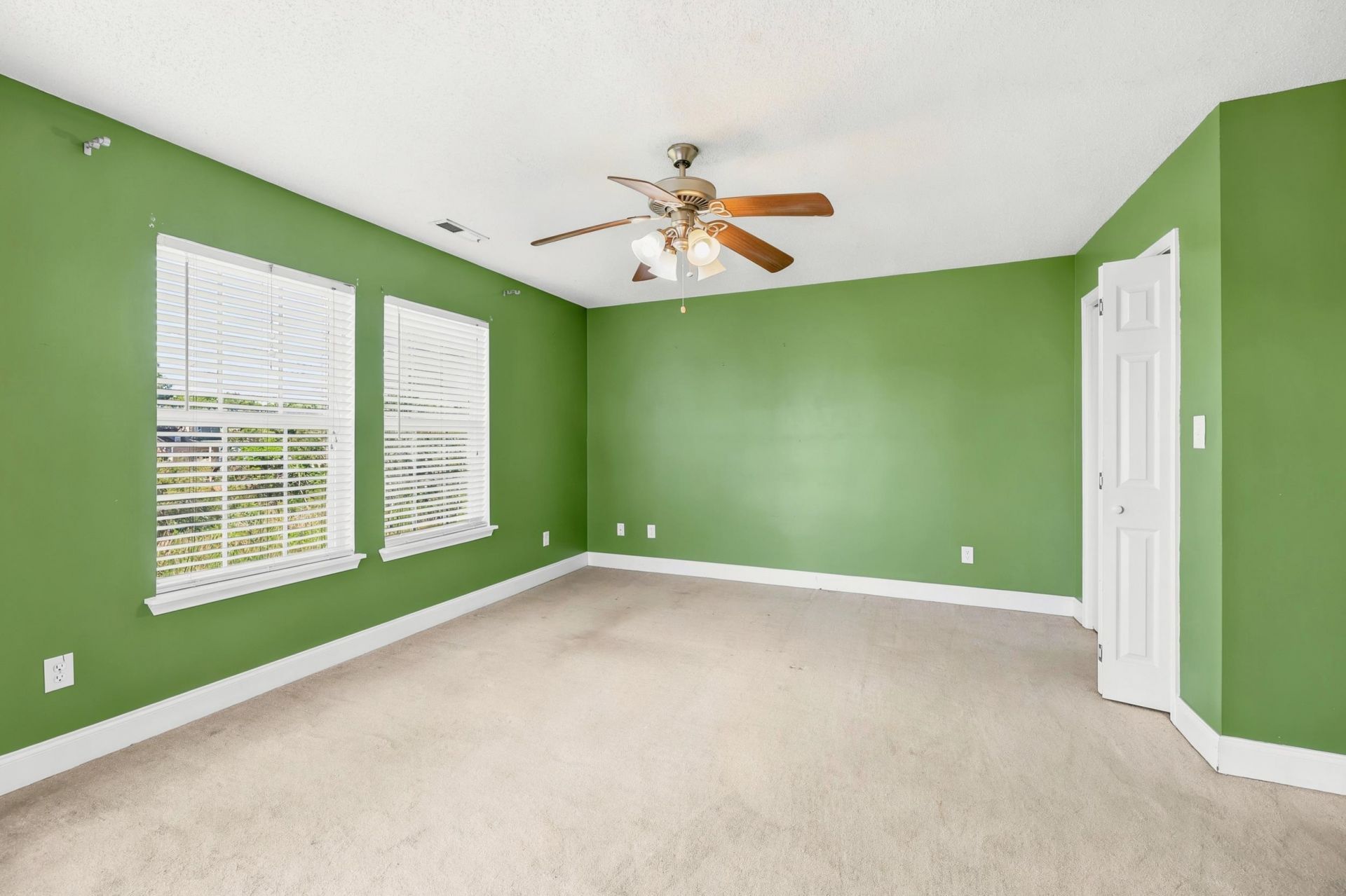 365 Marsh Pl.  Photo 24