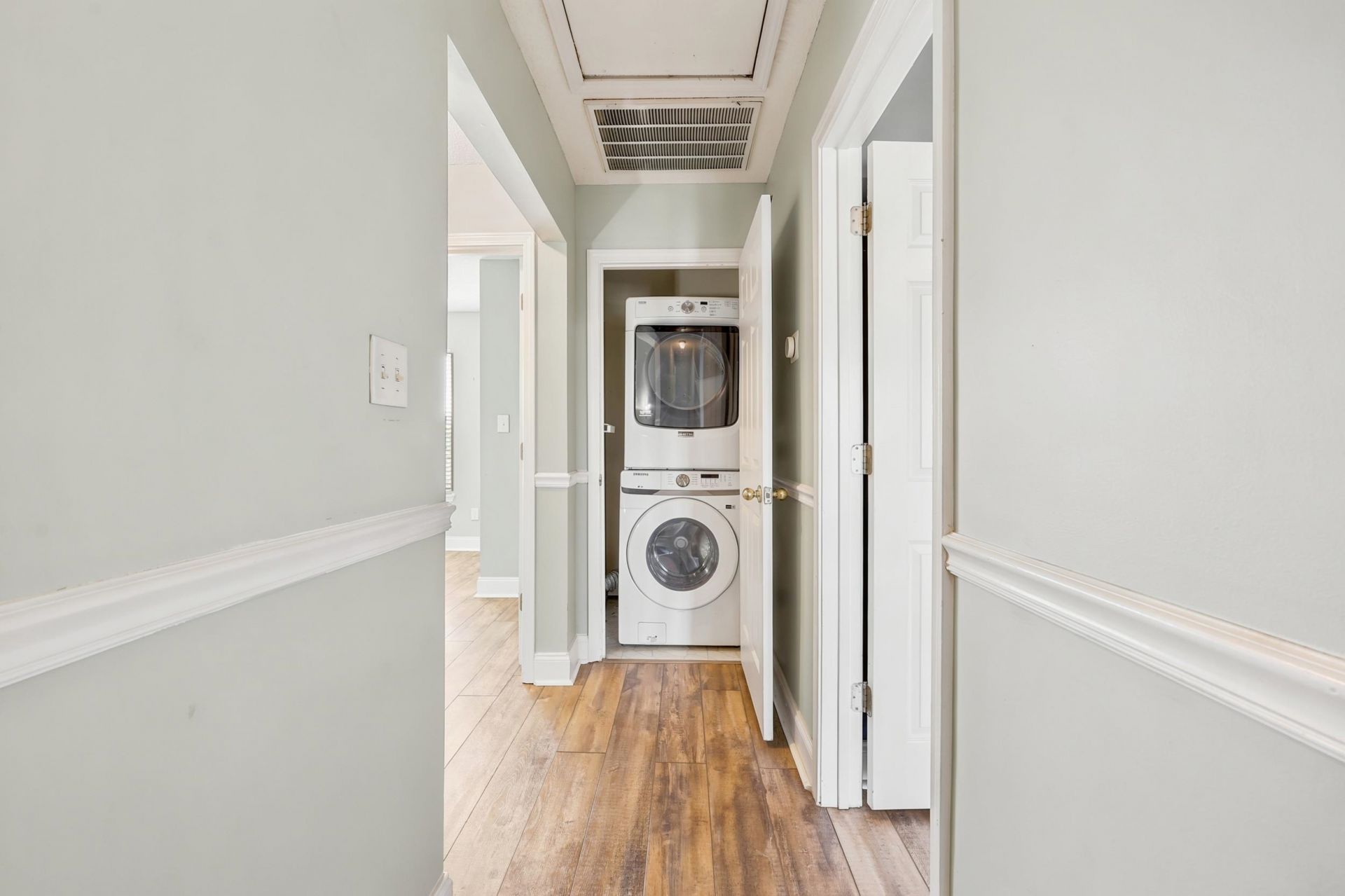 365 Marsh Pl.  Photo 26