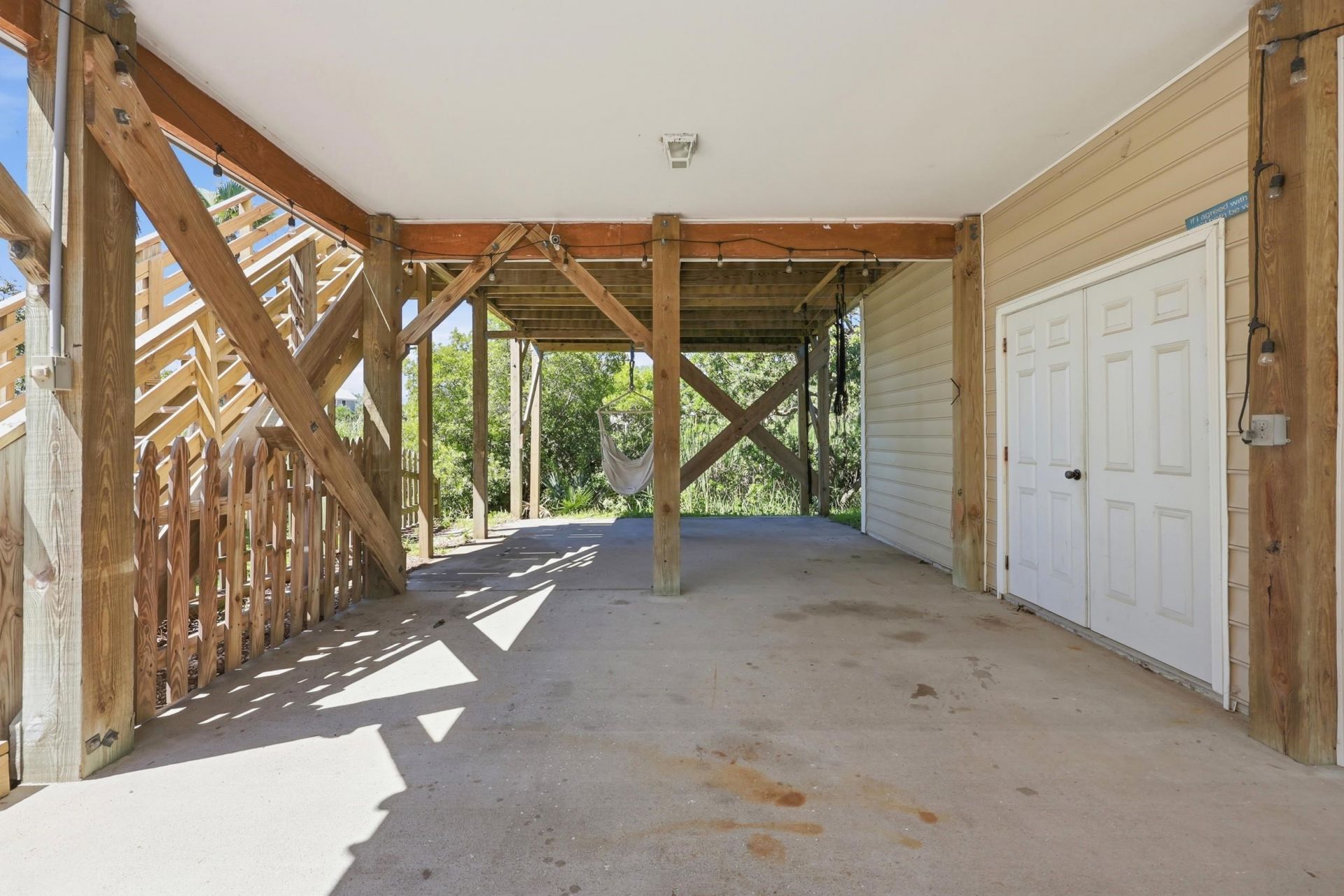 365 Marsh Pl.  Photo 32
