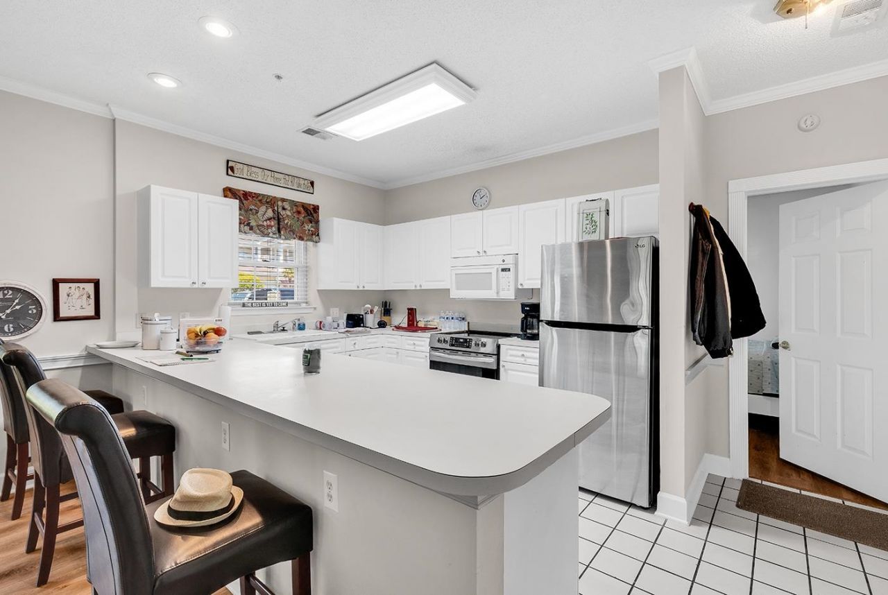 4827 Orchid Way Photo 7