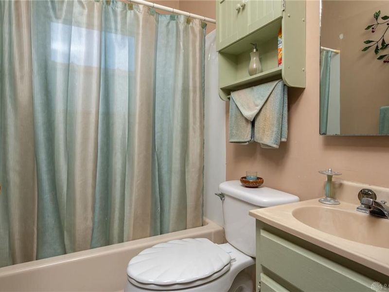83 Joyce Drive, Fairborn, OH 45324 Photo 32