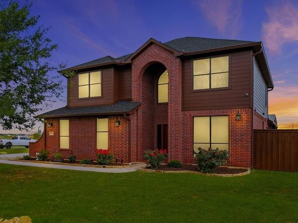 430 Ridgecrest Place, Sanger, TX 76266