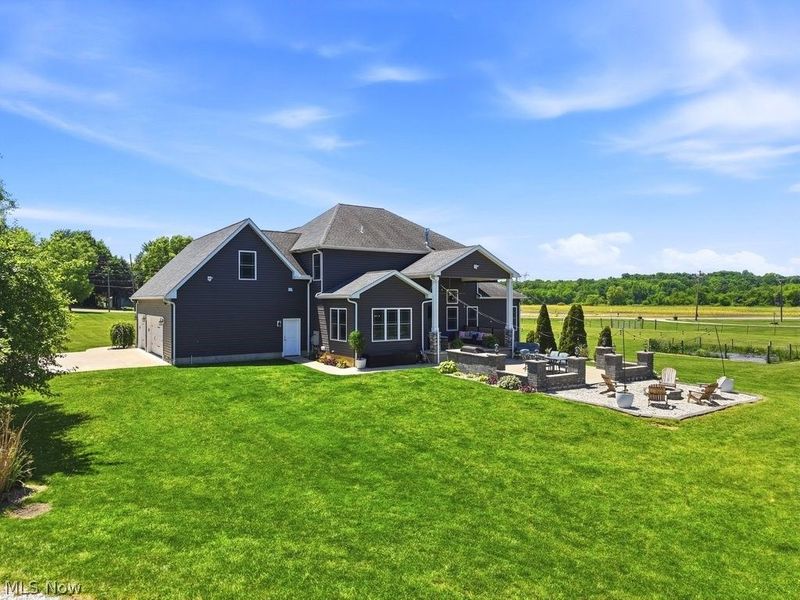3753 Cain Street NW, North Canton, OH 44720 Photo 2
