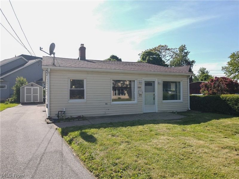 820 Peach Boulevard, Willoughby, OH 44094 Photo 1