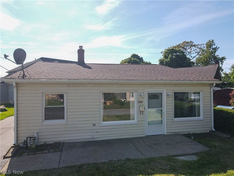 820 Peach Boulevard, Willoughby, OH 44094 Photo 3