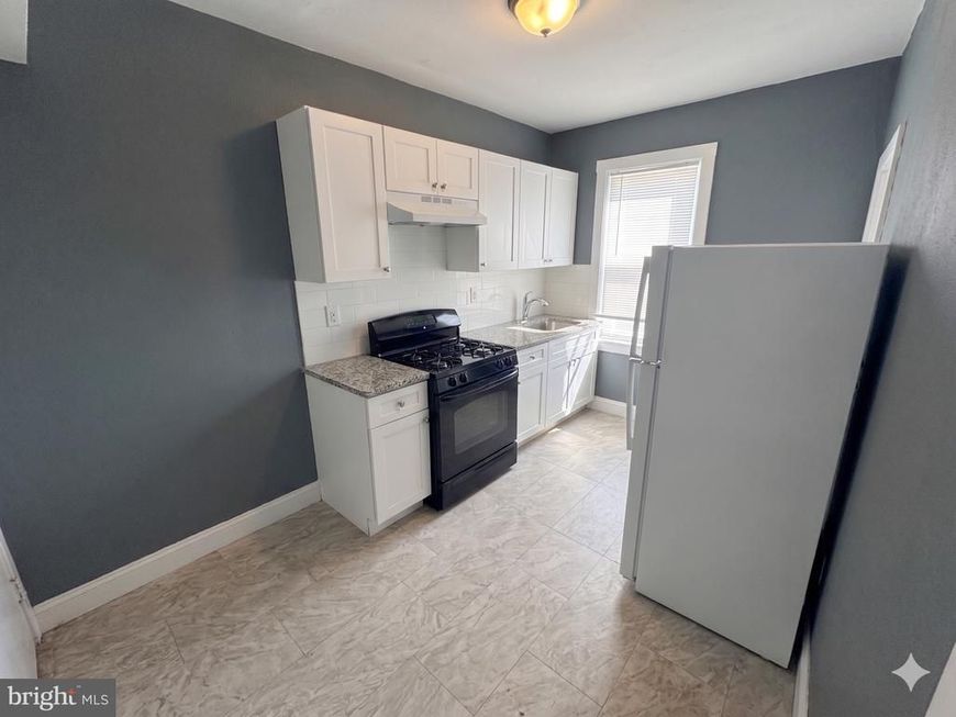 2640 S Robinson Street, Philadelphia, PA 19142 Main Photo