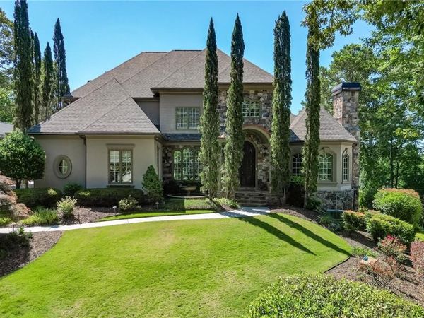 3245 Town Manor Circle , Dacula, GA 30019