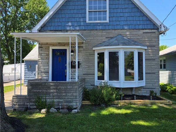 484 79th Street , Niagara Falls, NY 14304
