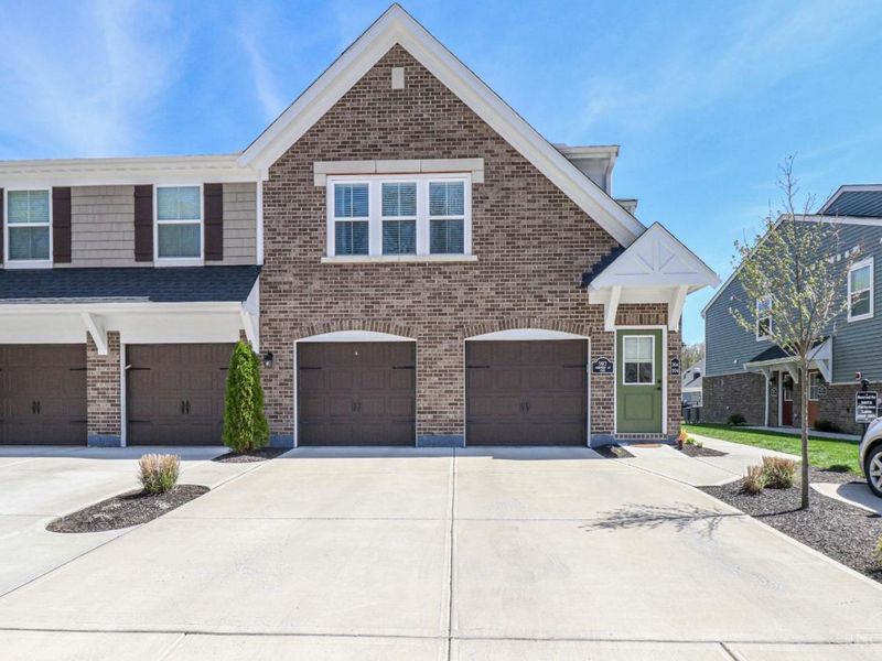 5872 Parkview Lane, Unit 304, Miami Twp, OH 45150 Photo 2