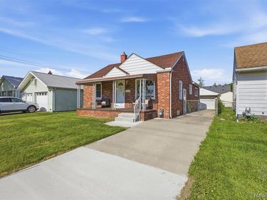 1130 Electric Street, Wyandotte, MI 48192