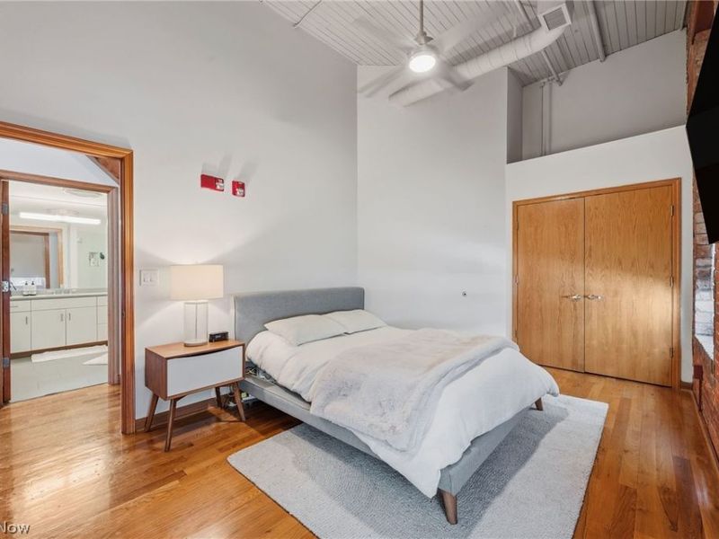 635 W Lakeside Avenue , Unit 402, Cleveland, OH 44113 Photo 20
