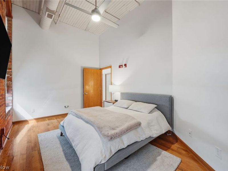 635 W Lakeside Avenue , Unit 402, Cleveland, OH 44113 Photo 21