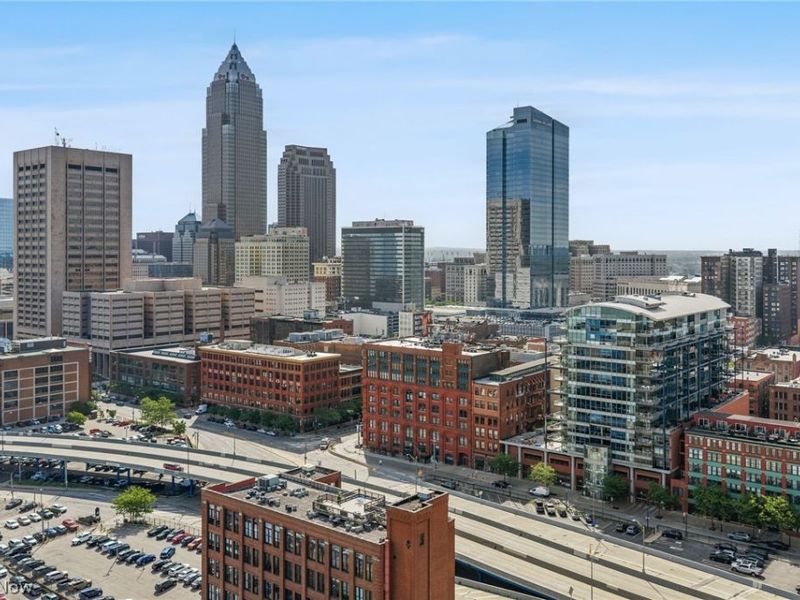 635 W Lakeside Avenue , Unit 402, Cleveland, OH 44113 Photo 40
