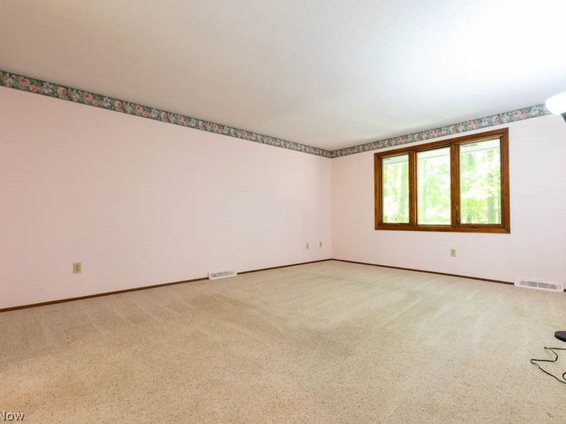 7360 Ledgewood Drive, Kirtland, OH 44094 Photo 20