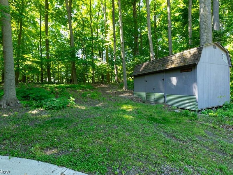 7360 Ledgewood Drive, Kirtland, OH 44094 Photo 41