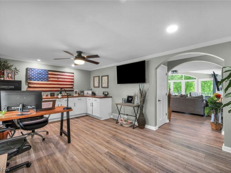 12100 Hoover Avenue NW, Uniontown, OH 44685 Photo 10
