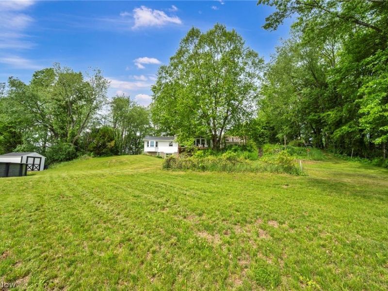 12100 Hoover Avenue NW, Uniontown, OH 44685 Photo 37