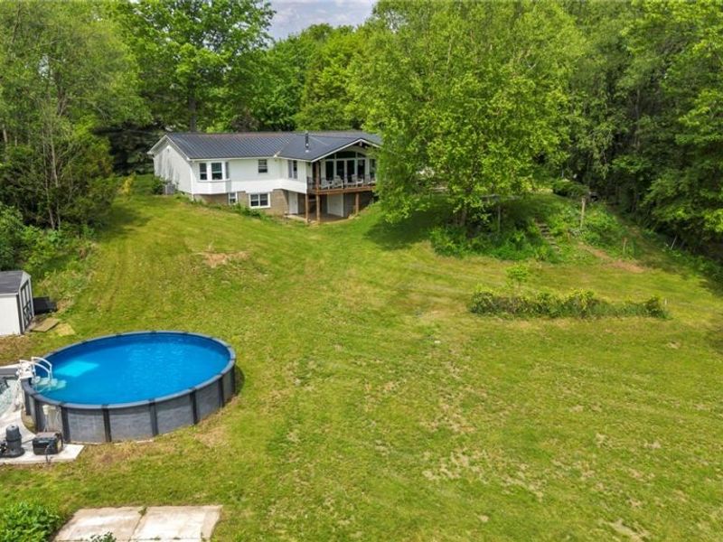 12100 Hoover Avenue NW, Uniontown, OH 44685 Photo 45