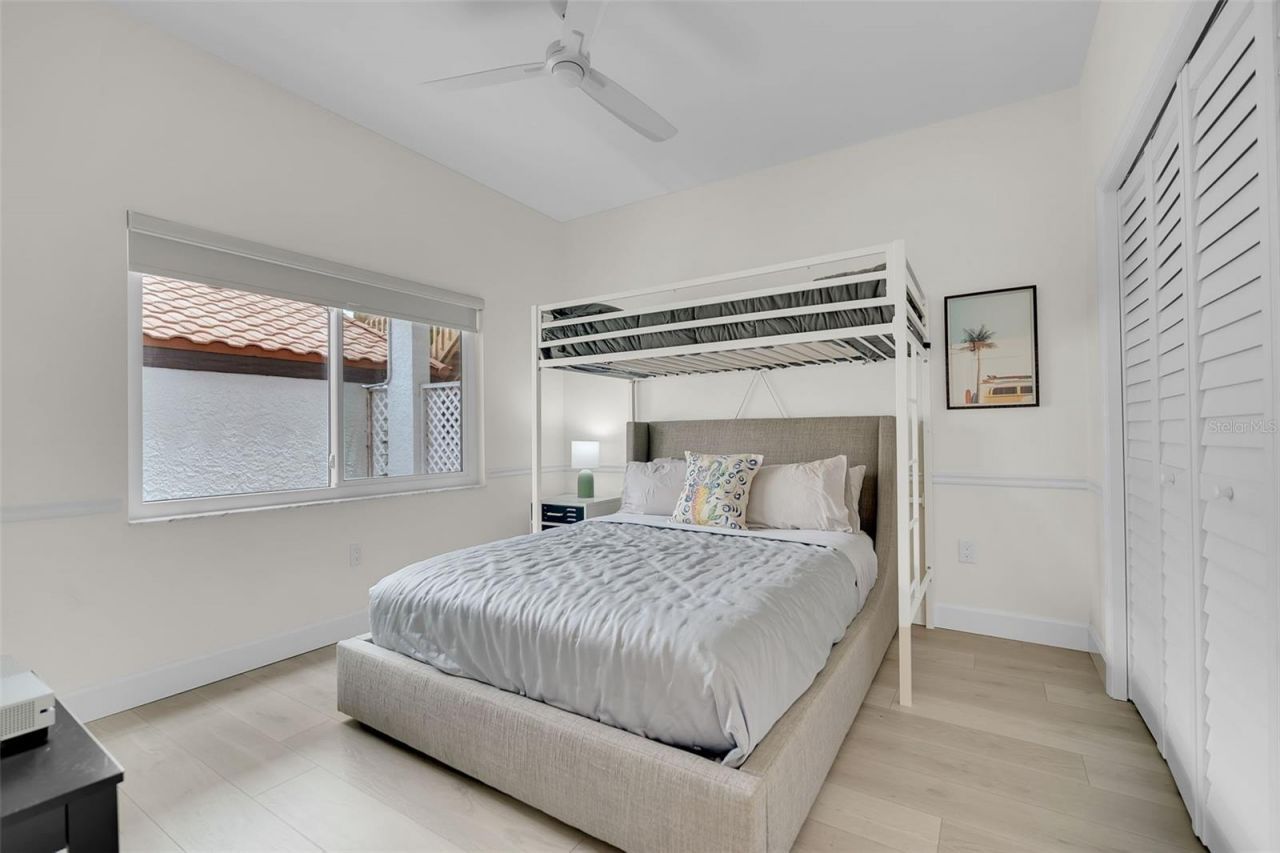 862 Hudson Avenue , Unit 862, Sarasota, FL 34236 Photo