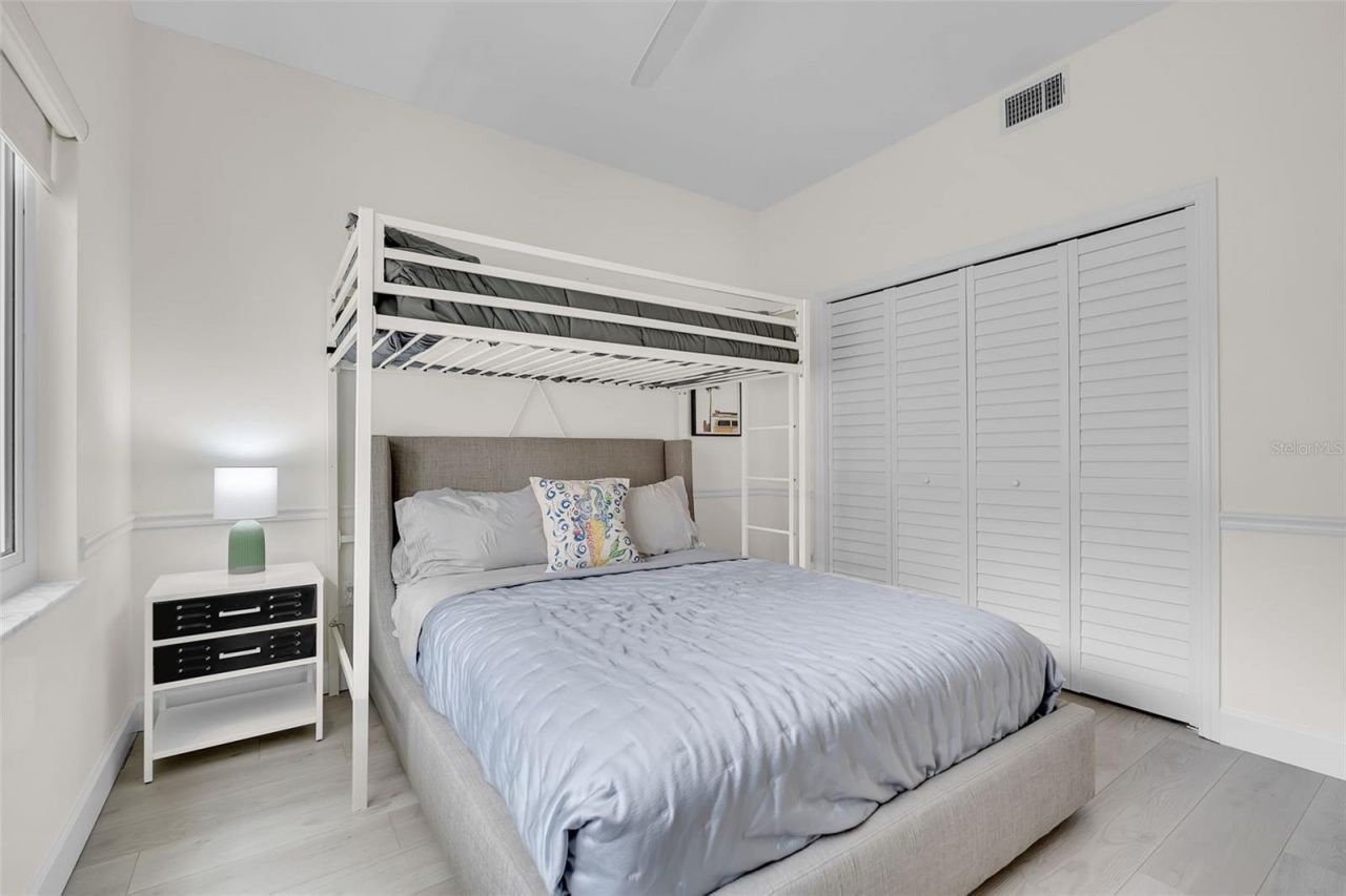 862 Hudson Avenue , Unit 862, Sarasota, FL 34236 Photo