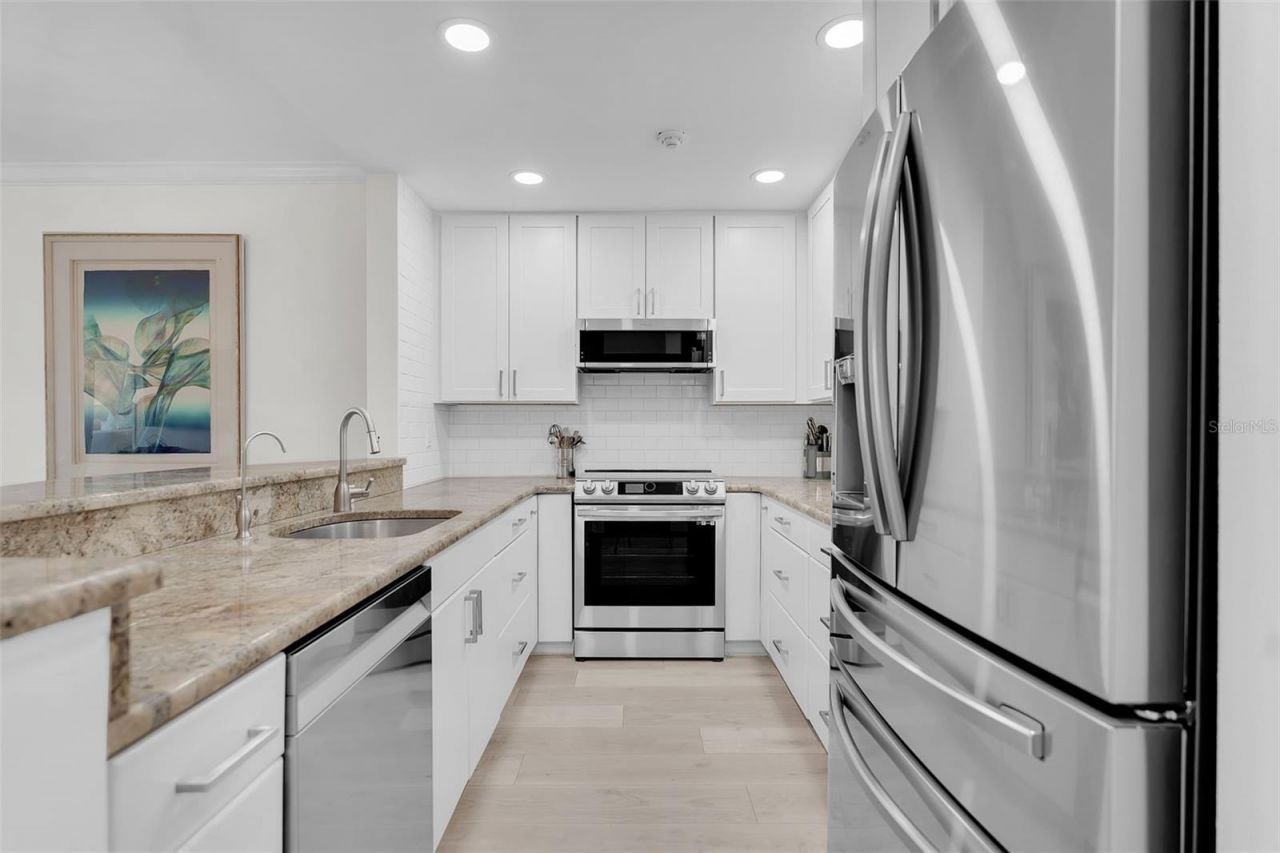 862 Hudson Avenue , Unit 862, Sarasota, FL 34236 Photo