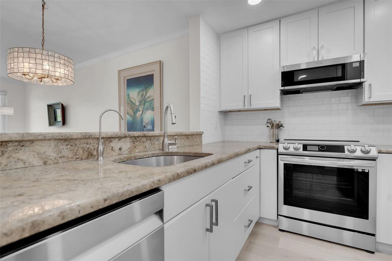 862 Hudson Avenue , Unit 862, Sarasota, FL 34236 Photo