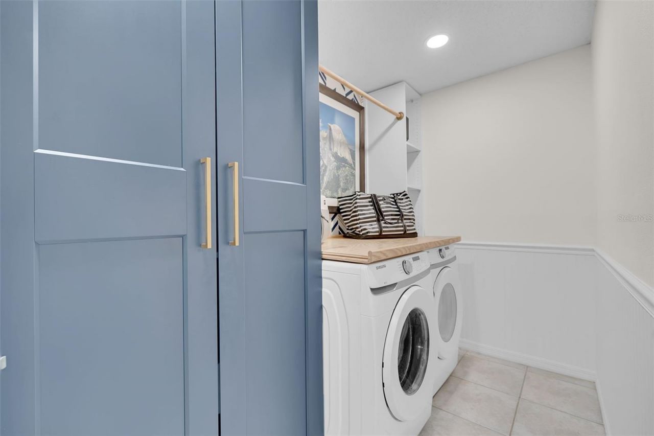 862 Hudson Avenue , Unit 862, Sarasota, FL 34236 Photo
