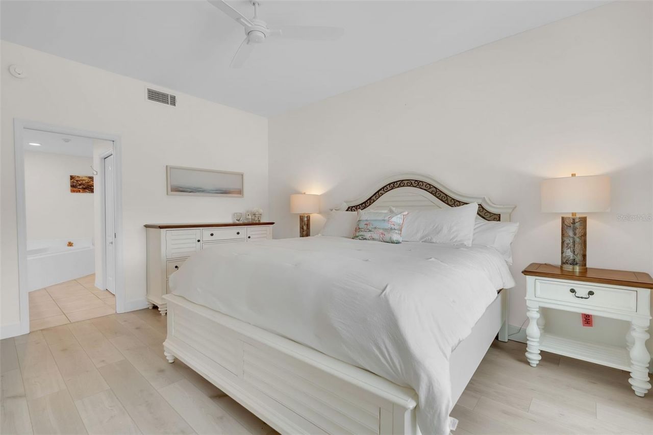 862 Hudson Avenue , Unit 862, Sarasota, FL 34236 Photo