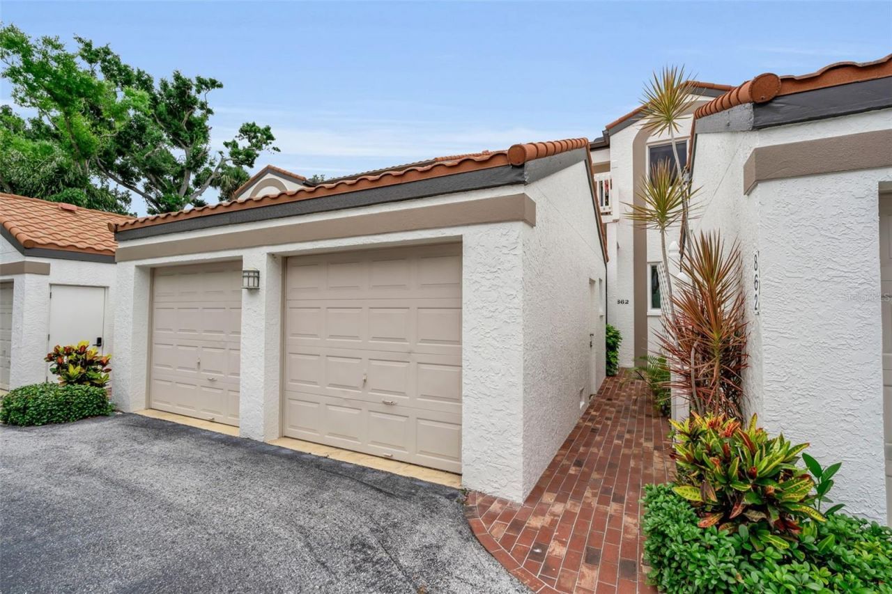 862 Hudson Avenue , Unit 862, Sarasota, FL 34236 Photo