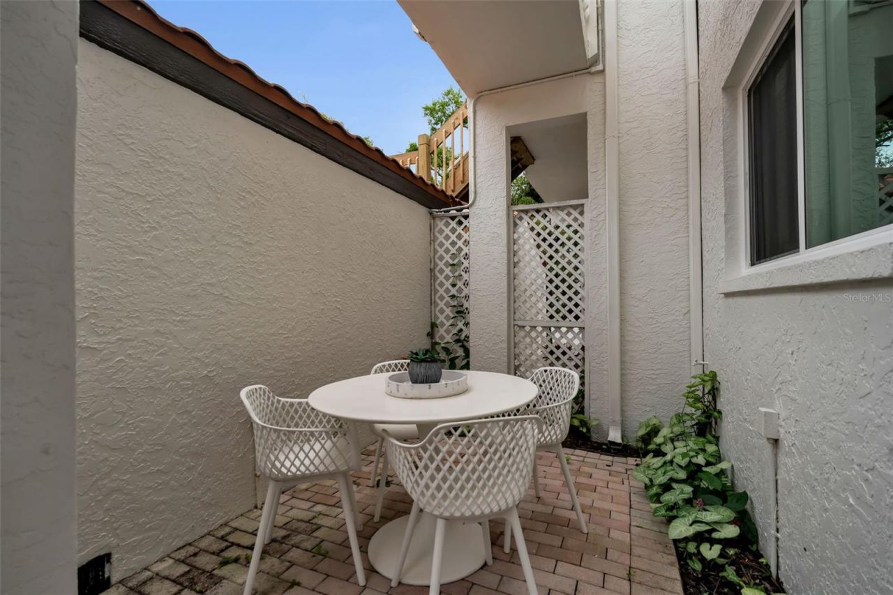 862 Hudson Avenue , Unit 862, Sarasota, FL 34236 Photo