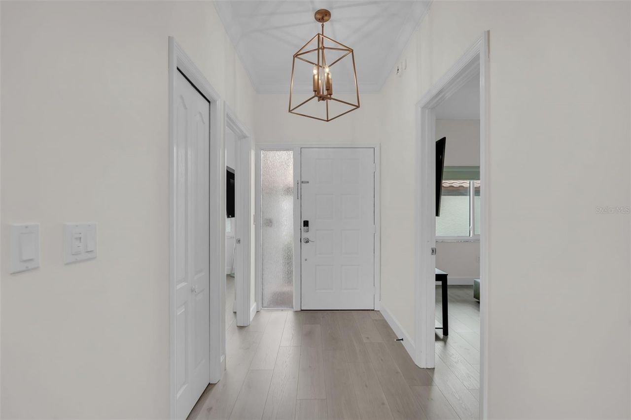 862 Hudson Avenue , Unit 862, Sarasota, FL 34236 Photo