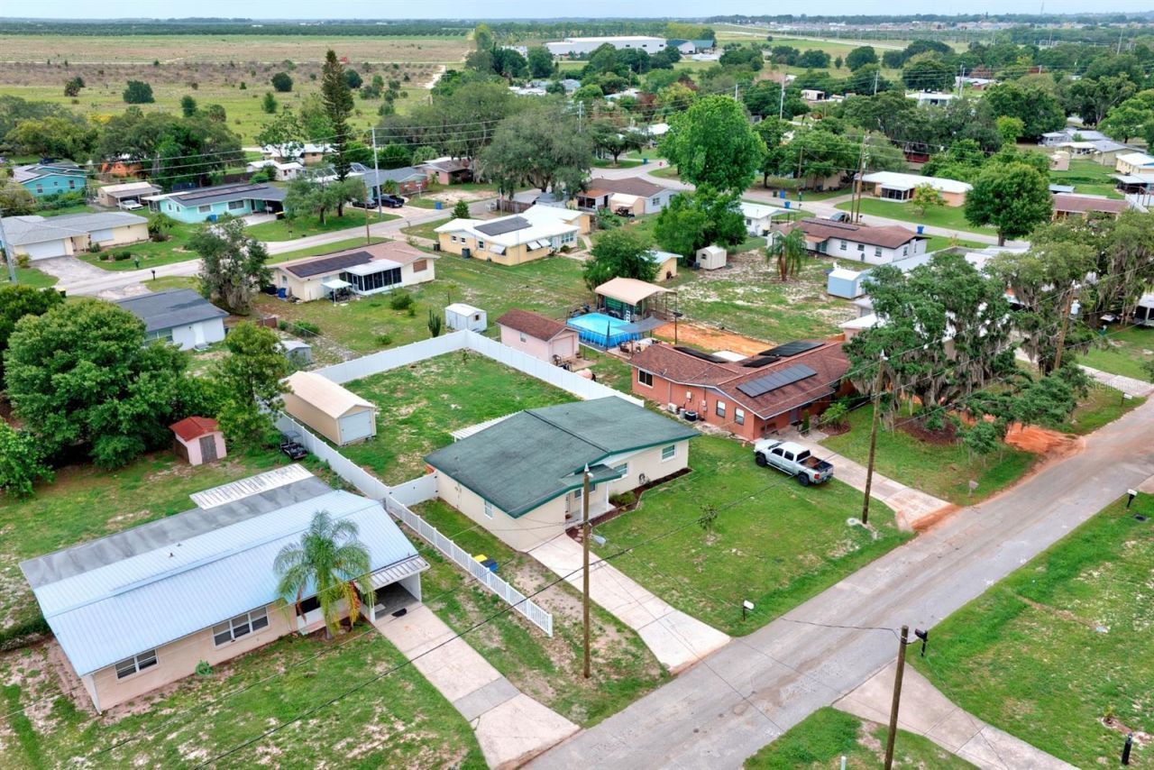 2326 Cleveland Road , Sebring, FL 33870 Photo
