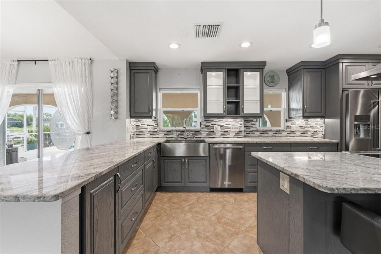 18682 Ashcroft Circle, Port Charlotte, FL 33948 Photo