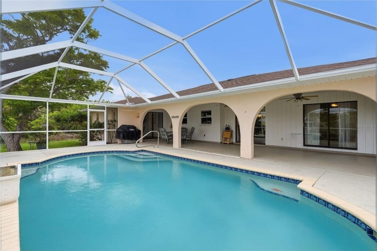 18682 Ashcroft Circle, Port Charlotte, FL 33948 Photo