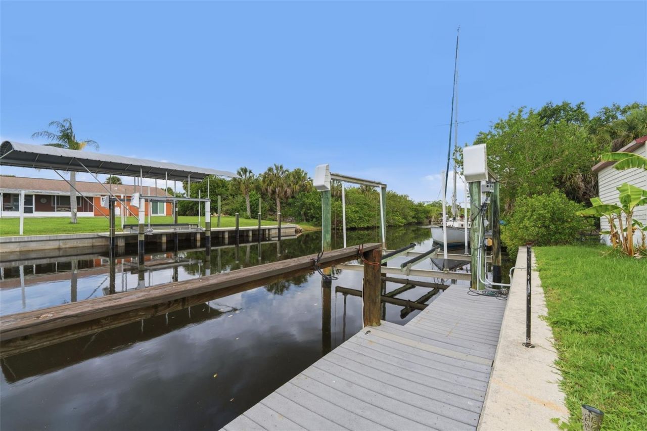 18682 Ashcroft Circle, Port Charlotte, FL 33948 Photo