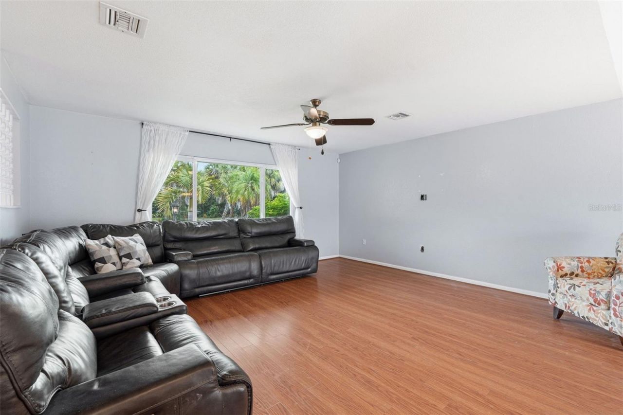 18682 Ashcroft Circle, Port Charlotte, FL 33948 Photo
