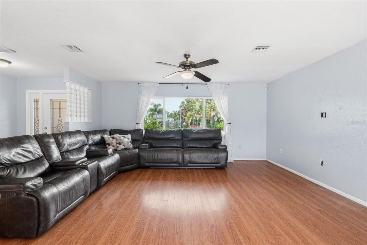 18682 Ashcroft Circle, Port Charlotte, FL 33948 Photo