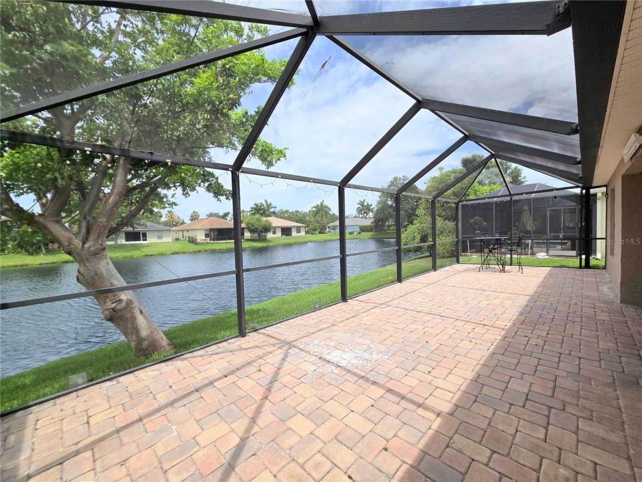 302 San Lorenzo Court, Bradenton, FL 34208 Photo