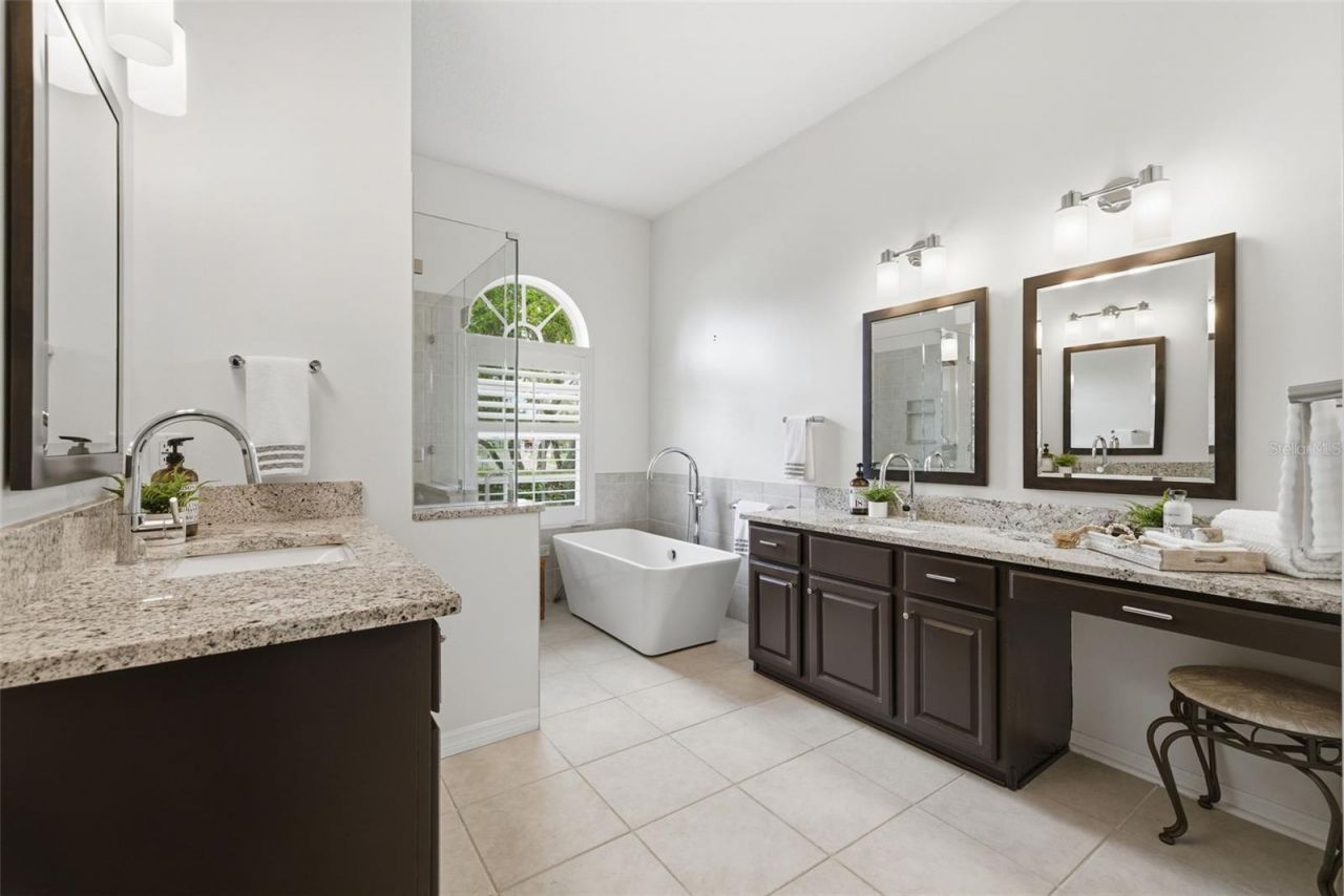 11902 Wandsworth Drive, Tampa, FL 33626 Photo