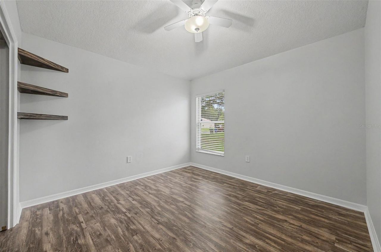 4021 Lithia Ridge Boulevard, Valrico, FL 33596 Photo