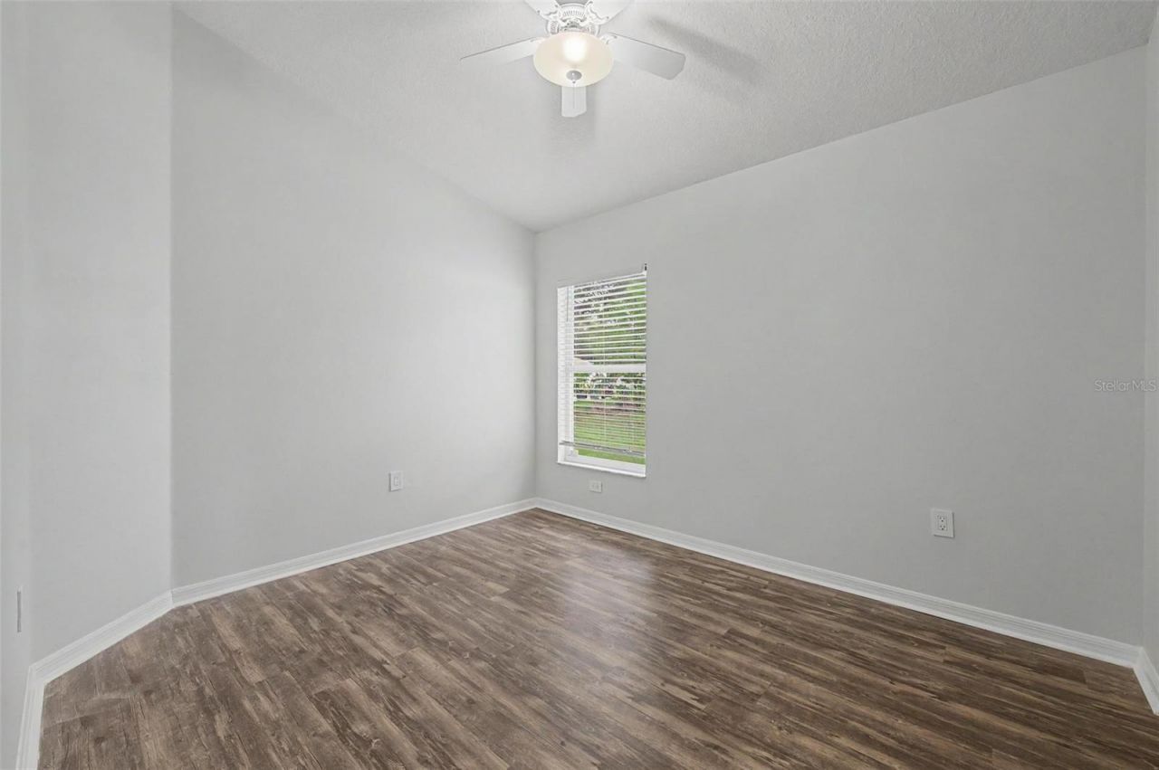 4021 Lithia Ridge Boulevard, Valrico, FL 33596 Photo
