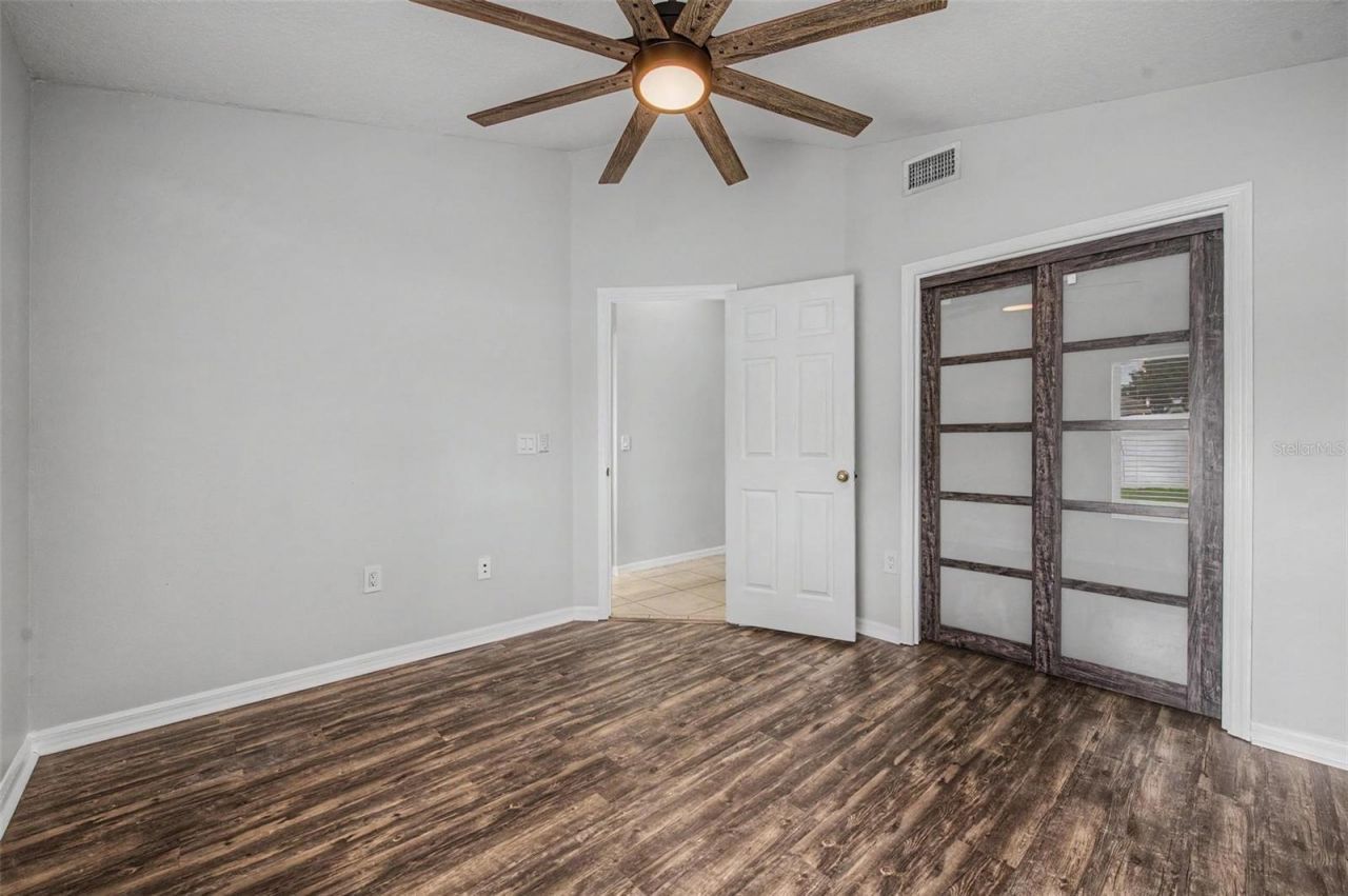 4021 Lithia Ridge Boulevard, Valrico, FL 33596 Photo