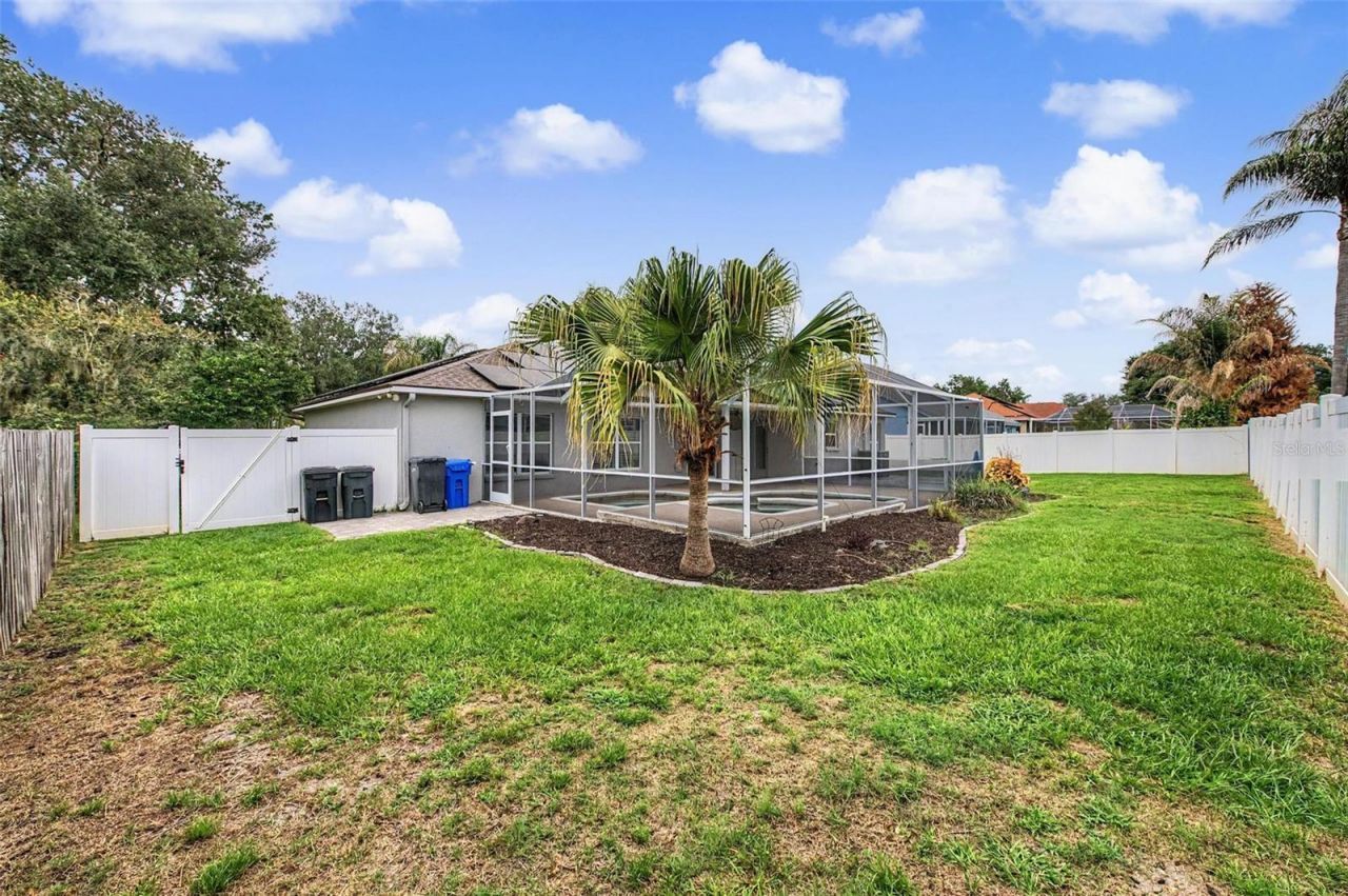 4021 Lithia Ridge Boulevard, Valrico, FL 33596 Photo