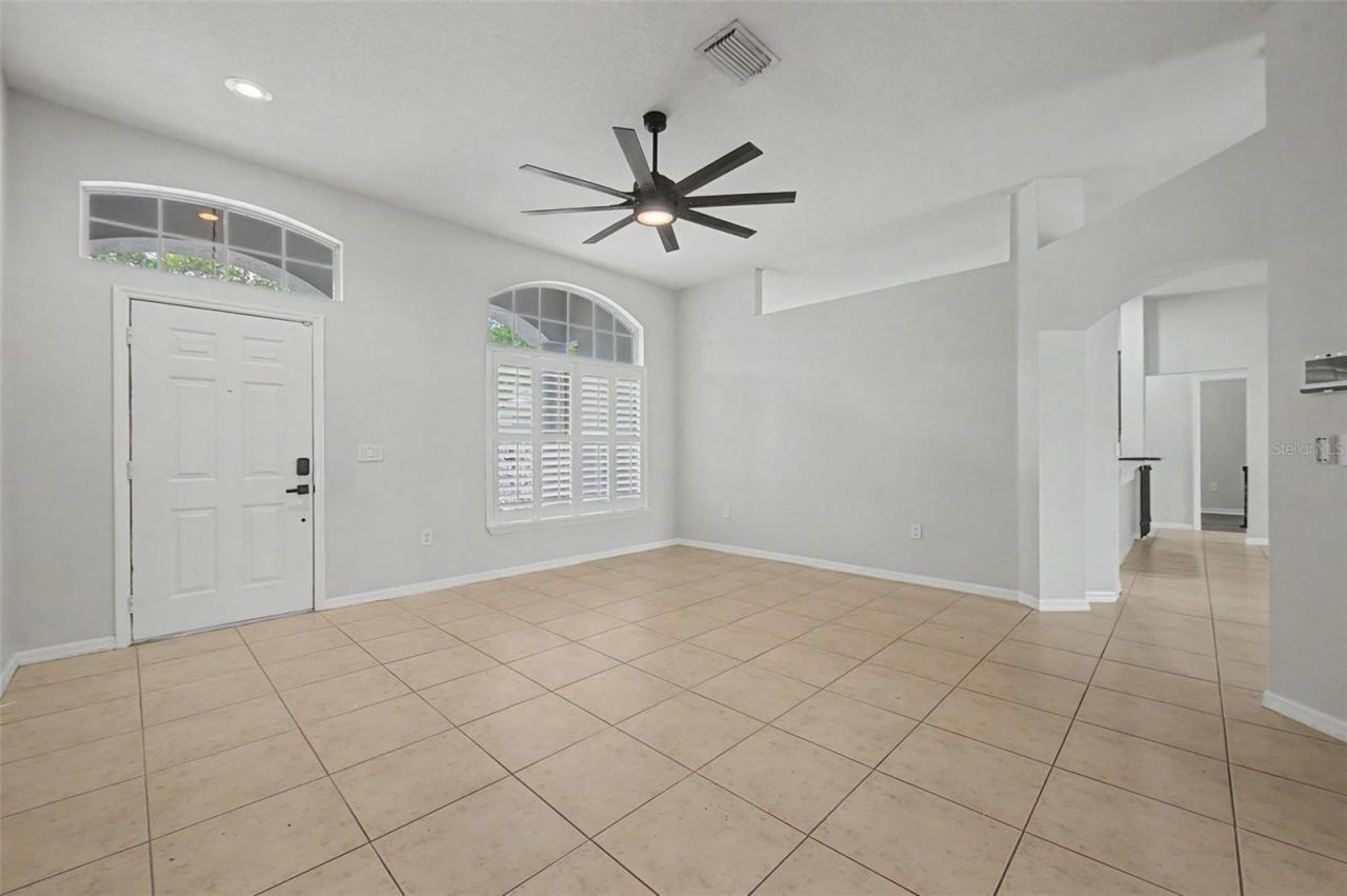 4021 Lithia Ridge Boulevard, Valrico, FL 33596 Photo