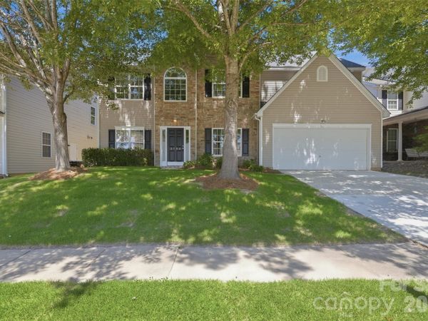 2700 Piersland Drive , Matthews, NC 28104