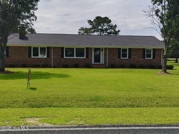 1600 Mrs Tates Road , Whiteville, NC 28472