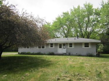 1064 273rd Avenue NE, Isanti, MN 55040